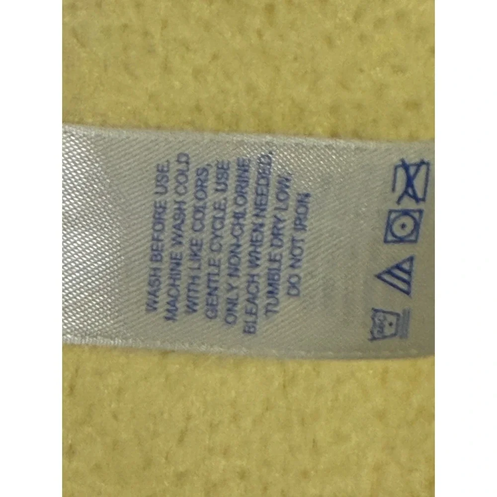 Child of Mine by Carters Yellow Fleece Baby Blanket Giraffe Embroidery squeaktoy